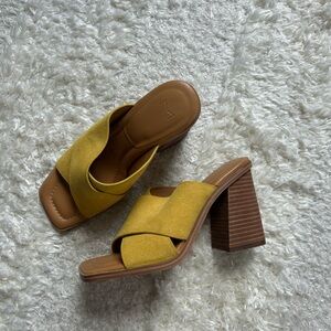 Marc Fisher Mustard Yellow Block Heel Mules Summer Wedding Guest Sandal